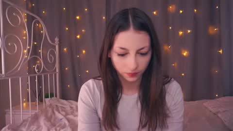 Snapshot of janecoxa chatting on 3, 2, 2025 Jennifer online show from 3, 2, 2025