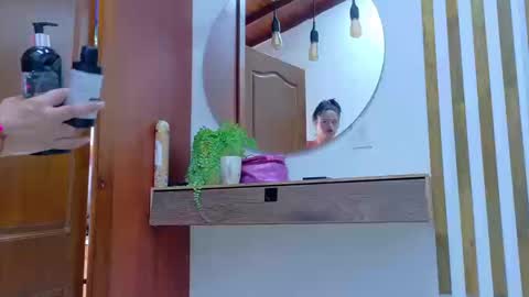 Jennifer vega  online show from 13, 3, 2026