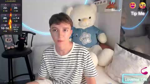 jero independent model online show from 20, 3, 2026