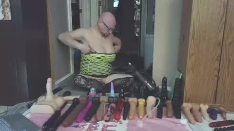 Snapshot of jghosty69 chatting on 24, 3, 2026 Nasty Cumslut online show from 24, 3, 2026