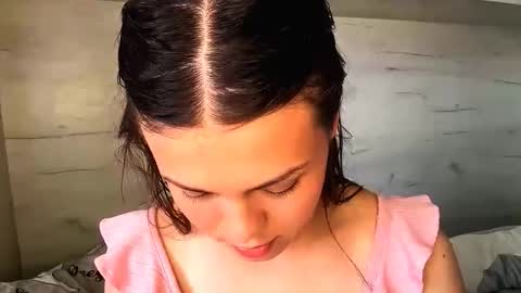 Snapshot of jodeesolarz chatting on 21, 3, 2026 Mila online show from 21, 3, 2026