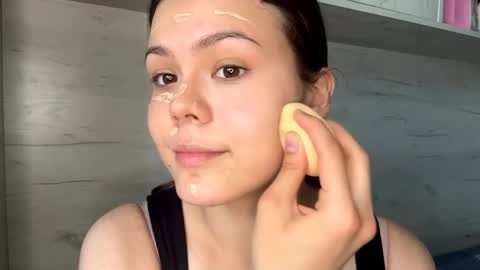 Snapshot of jodeesolarz chatting on 10, 4, 2026 Mila online show from 10, 4, 2026