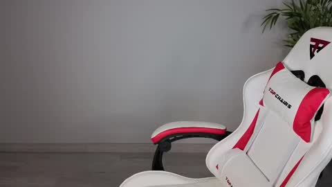 Karen online show from 4, 3, 2026