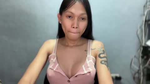 Its me Cora online show from 8, 4, 2026