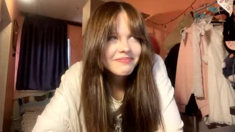 Snapshot of kevaroley chatting on 16, 4, 2026 Lina online show from 16, 4, 2026