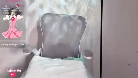 kiki_loveu online show from 22, 12, 2024