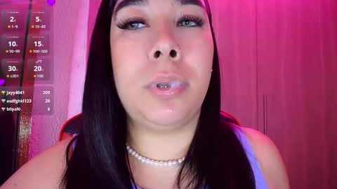 Snapshot of leahtemptation chatting on 20, 12, 2025 leah online show from 20, 12, 2025