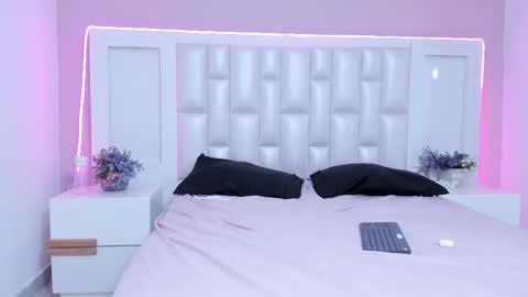 Snapshot of liia_collins chatting on 9, 3, 2026 Lia online show from 9, 3, 2026