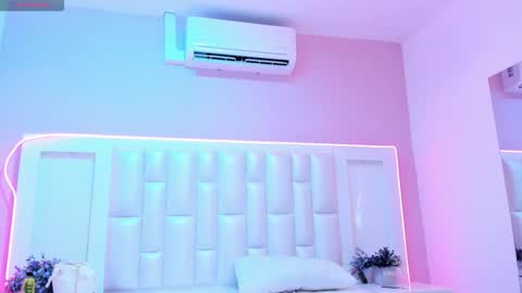 Snapshot of liia_collins chatting on 13, 4, 2026 Lia online show from 13, 4, 2026