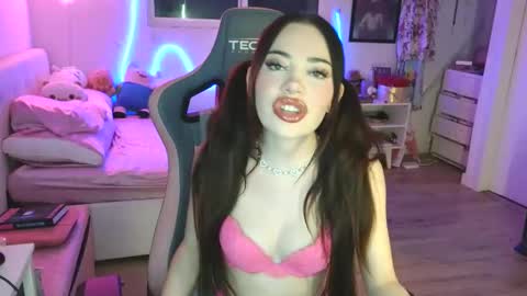 lilbina online show from 15, 12, 2025