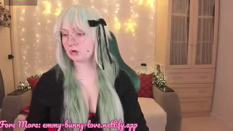 Snapshot of lover_emmy chatting on 11, 1, 2026 Emmy online show from 11, 1, 2026