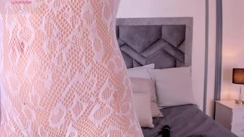 Snapshot of lucianacohelo chatting on 10, 9, 2025 online show from 10, 9, 2025