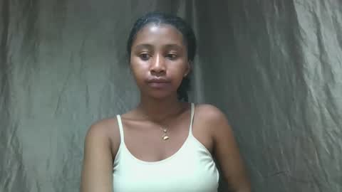 mamieriela online show from 14, 4, 2026