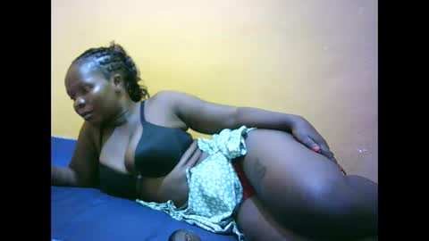 mayah_sexy online show from 15, 3, 2026