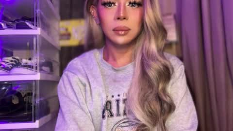 Snapshot of meetmehalfway888 chatting on 6, 4, 2026 GODDESS OF ALL GODDESSES online show from 6, 4, 2026