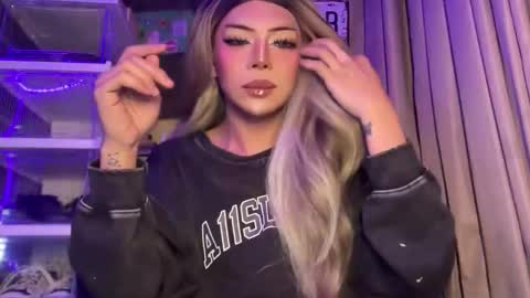 Snapshot of meetmehalfway888 chatting on 13, 4, 2026 GODDESS OF ALL GODDESSES online show from 13, 4, 2026