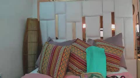 Snapshot of megannherrera chatting on 15, 4, 2026 Megan online show from 15, 4, 2026