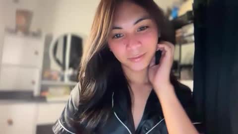 meiluxe online show from 14, 4, 2026