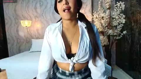 mia_suzett online show from 13, 3, 2026