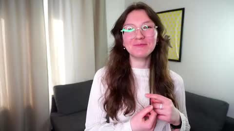 Snapshot of myrapoff chatting on 16, 4, 2026 Epsil online show from 16, 4, 2026