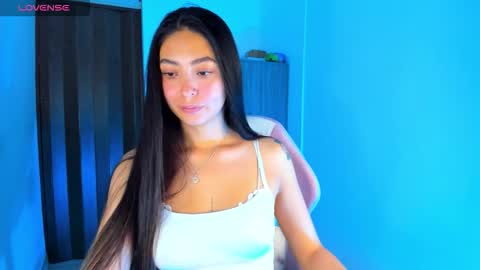 Snapshot of nathalie_rose chatting on 29, 3, 2026 Nathalie online show from 29, 3, 2026