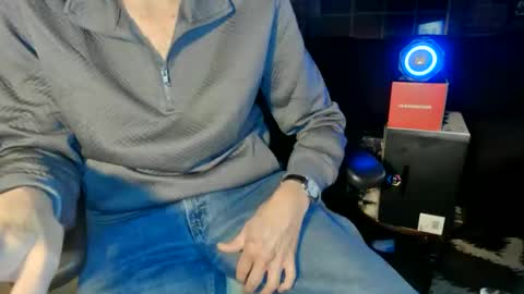 Snapshot of nfgwholoves2cum chatting on 19, 3, 2026 NFG Nice Friendly Guy Dick online show from 19, 3, 2026