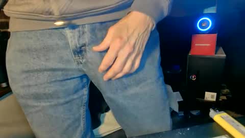 Snapshot of nfgwholoves2cum chatting on 21, 3, 2026 NFG Nice Friendly Guy Dick online show from 21, 3, 2026