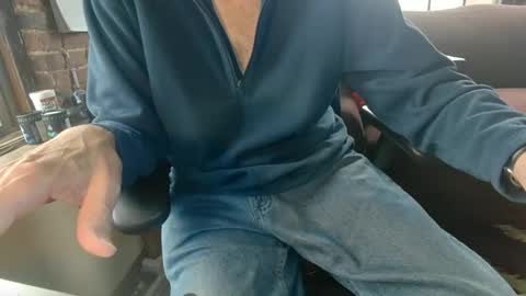 Snapshot of nfgwholoves2cum chatting on 1, 4, 2026 NFG Nice Friendly Guy Dick online show from 1, 4, 2026