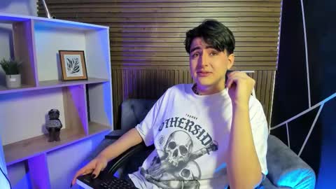 Noah Wolf online show from 26, 2, 2026