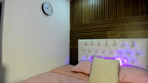 Noah Wolf online show from 14, 3, 2026