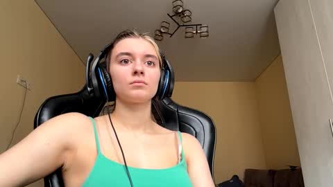 Elena online show from 27, 3, 2026