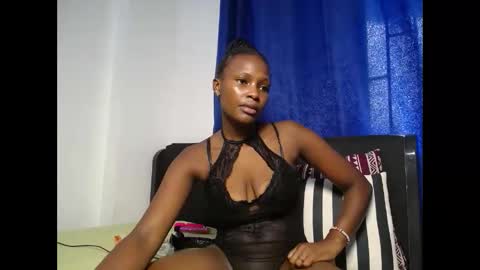 OLIVIA online show from 17, 4, 2026