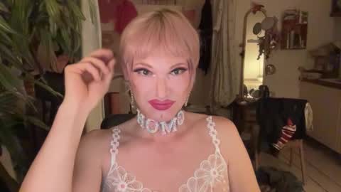 Snapshot of pinkfag chatting on 27, 2, 2026 pinkfag online show from 27, 2, 2026