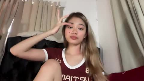 Snapshot of pretty_chikana chatting on 6, 4, 2026 Chikana online show from 6, 4, 2026