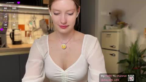 Snapshot of purrpure chatting on 22, 10, 2025 Aileen online show from 22, 10, 2025