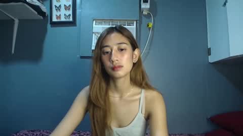 Snapshot of raesoleil chatting on 7, 3, 2026 Rae online show from 7, 3, 2026