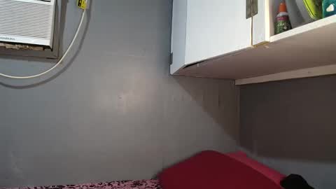 Snapshot of raesoleil chatting on 27, 3, 2026 Rae online show from 27, 3, 2026