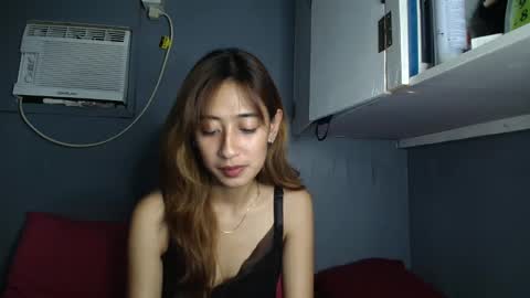 Snapshot of raesoleil chatting on 30, 3, 2026 Rae online show from 30, 3, 2026