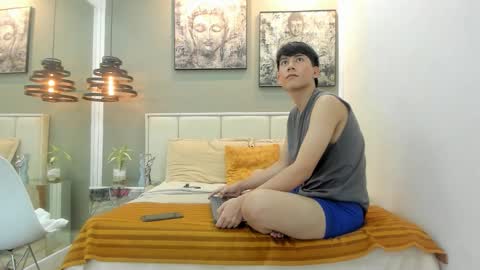 Snapshot of raphael_nyon chatting on 7, 3, 2026 Raphael Nyon online show from 7, 3, 2026