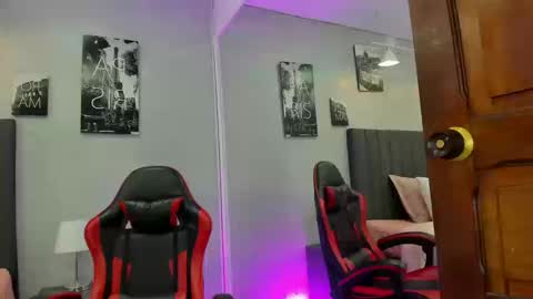 Snapshot of raphael_nyon chatting on 20, 3, 2026 Raphael Nyon online show from 20, 3, 2026