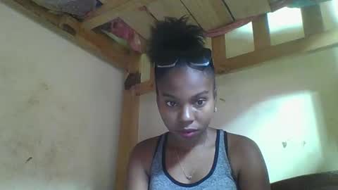 Snapshot of rosalinda933 chatting on 13, 3, 2026 Rosalinda online show from 13, 3, 2026