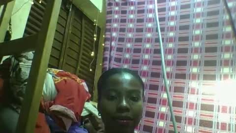 Snapshot of rosalinda933 chatting on 14, 3, 2026 Rosalinda online show from 14, 3, 2026