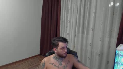 Snapshot of s1nmaster chatting on 6, 1, 2026 s1nmaster online show from 6, 1, 2026