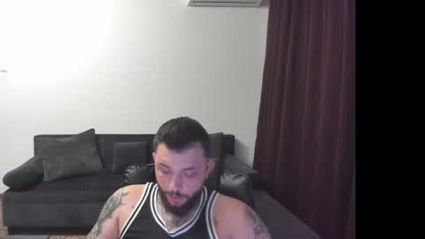 Snapshot of s1nmaster chatting on 15, 4, 2026 s1nmaster online show from 15, 4, 2026