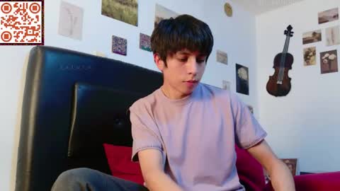 Snapshot of s_a_t_u_r_n chatting on 11, 4, 2026 ST online show from 11, 4, 2026