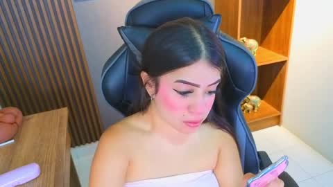 Scarleth online show from 1, 4, 2026