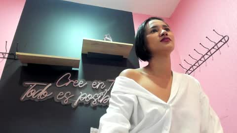 scarlethfoxx_ online show from 7, 4, 2026