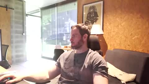 shad0w_hunter online show from 30, 3, 2026