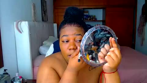 Snapshot of suggarbaby1 chatting on 22, 3, 2026 Cami Back in 2 hours online show from 22, 3, 2026