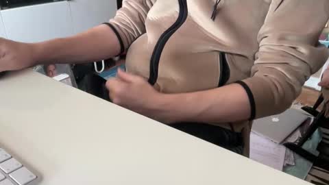 Snapshot of talkinjazz chatting on 12, 2, 2026 talkinjazz online show from 12, 2, 2026